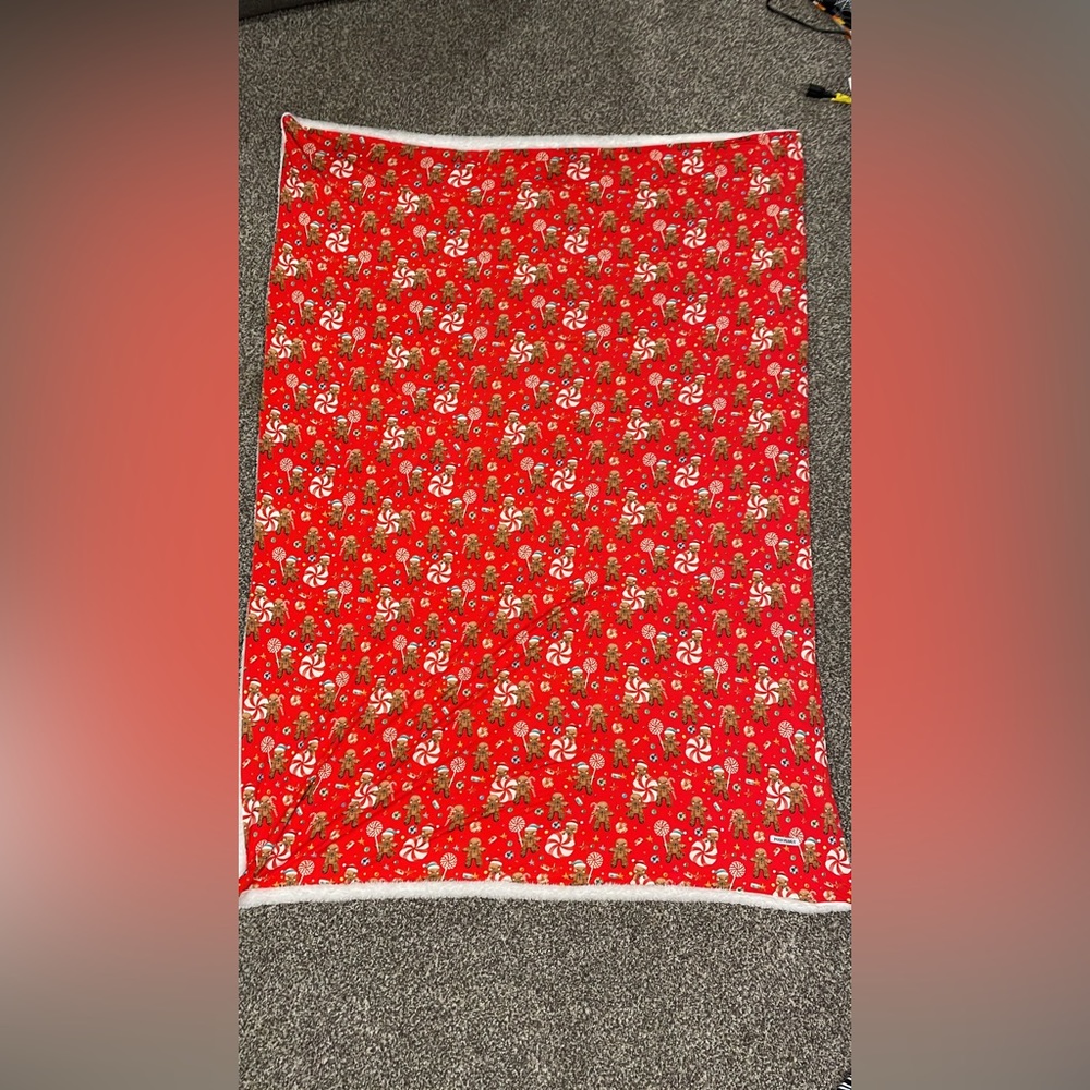 Posh Peanut - Candy Cane Lane Plush Patoo
